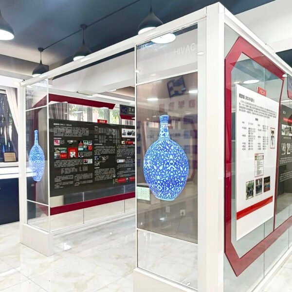 A highly popular OLED transparent screen - Image 3